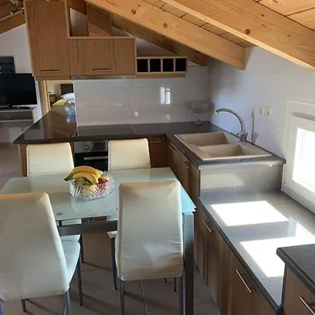 Sofita Attic Apartment Lefkada City